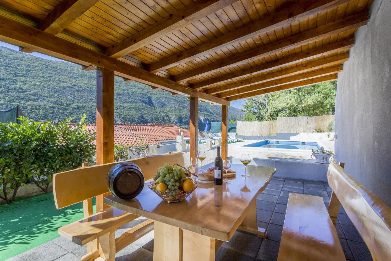 Holiday Home Dijamant Kučiće Exterior foto